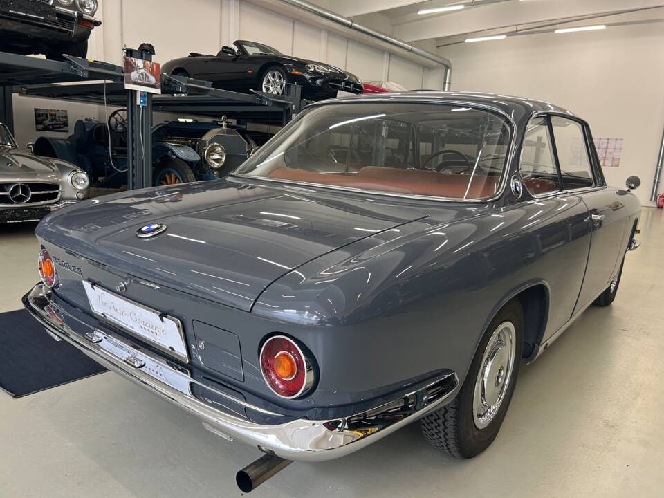 Image 5/37 of BMW 3200 CS (1964)