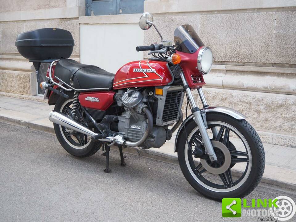 Image 10/37 of Honda CX 500 (1981)