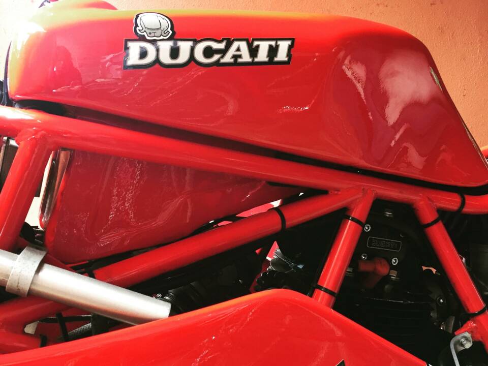 Immagine 4/50 di Ducati 750 F1 (1986)