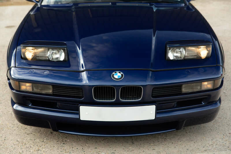 Image 34/50 de BMW 850CSi (1993)