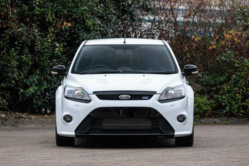 Image 6/50 of Ford Focus RS (2010)