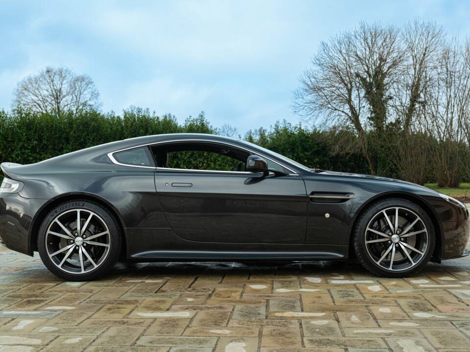 Bild 5/50 von Aston Martin V8 Vantage S (2013)