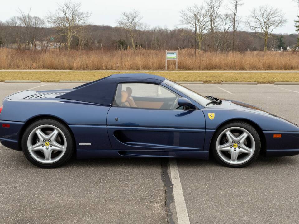 Image 2/12 of Ferrari F 355 Spider (1997)