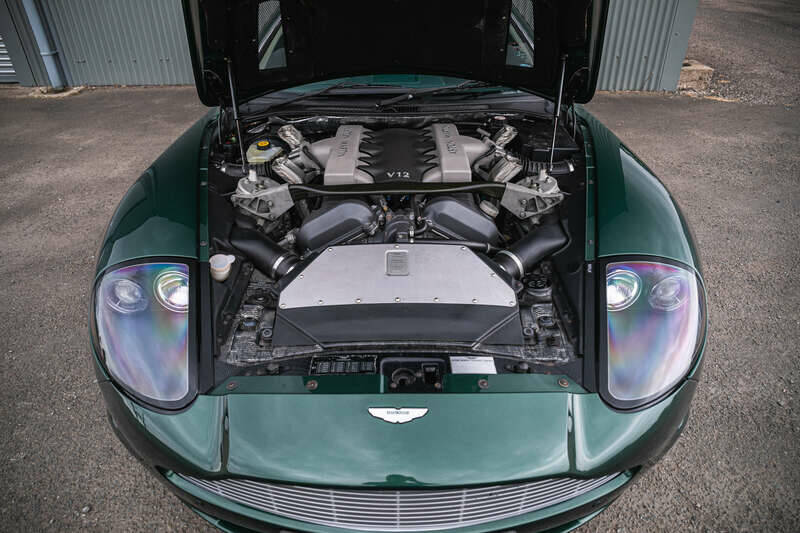 Bild 13/44 von Aston Martin V12 Vanquish (2002)