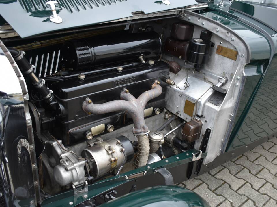 Image 33/39 of Bentley 3 1&#x2F;2 Litre (1934)