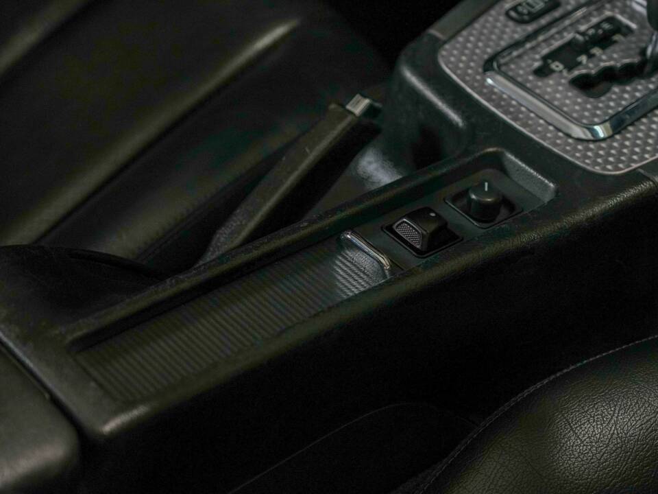 Image 29/50 of Mercedes-Benz SLK 230 Kompressor (2001)