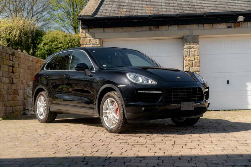 Bild 1/50 von Porsche Cayenne Turbo (2012)