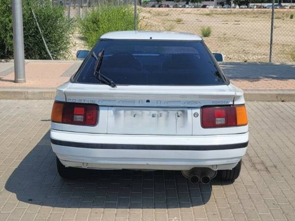 Image 5/8 of Toyota Celica 2.0 GTi (1989)
