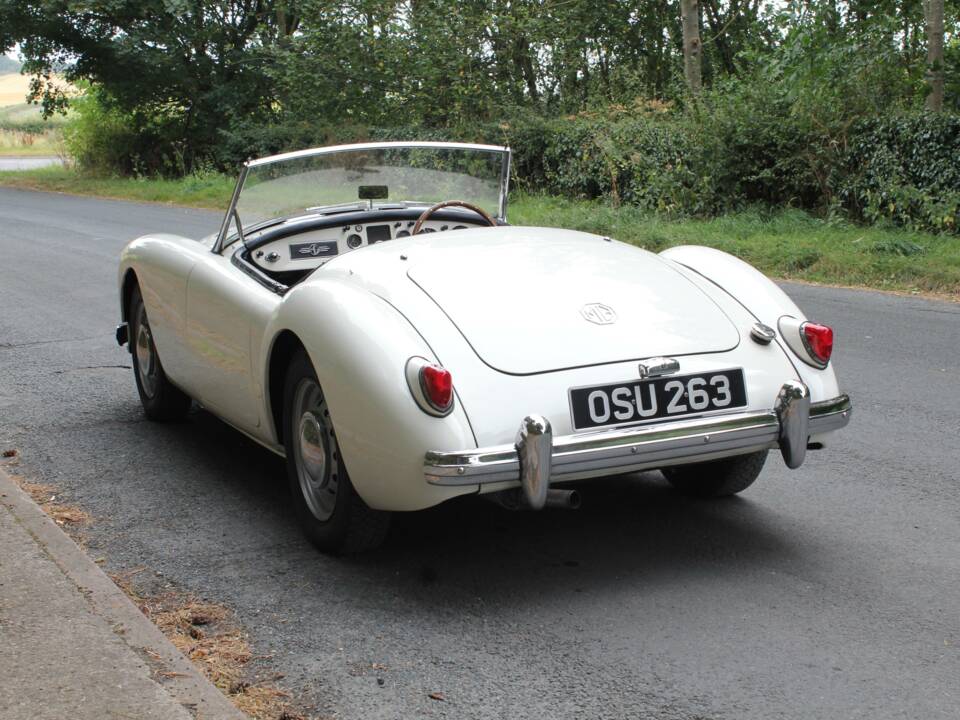 Imagen 4/15 de MG MGA 1500 (1958)