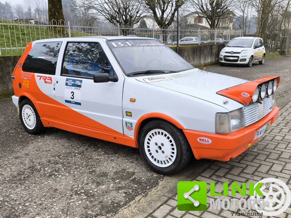 Image 9/9 of FIAT Uno 70 S (1985)