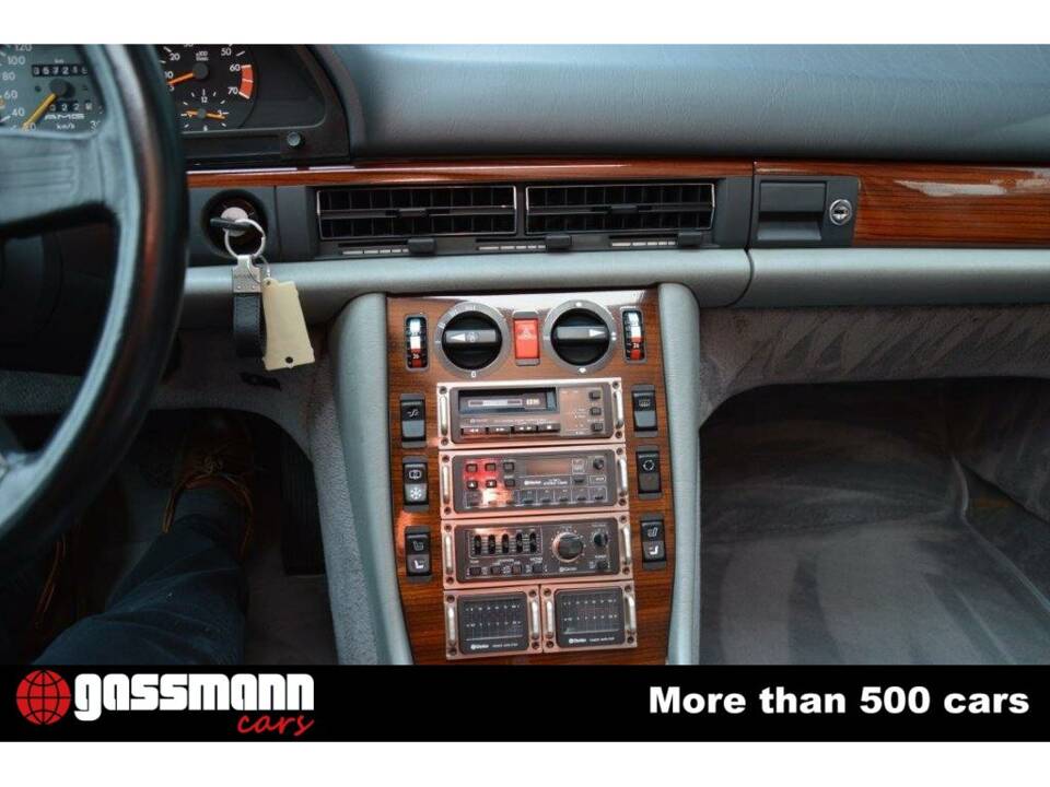 Bild 13/15 von Mercedes-Benz 500 SEL (1985)