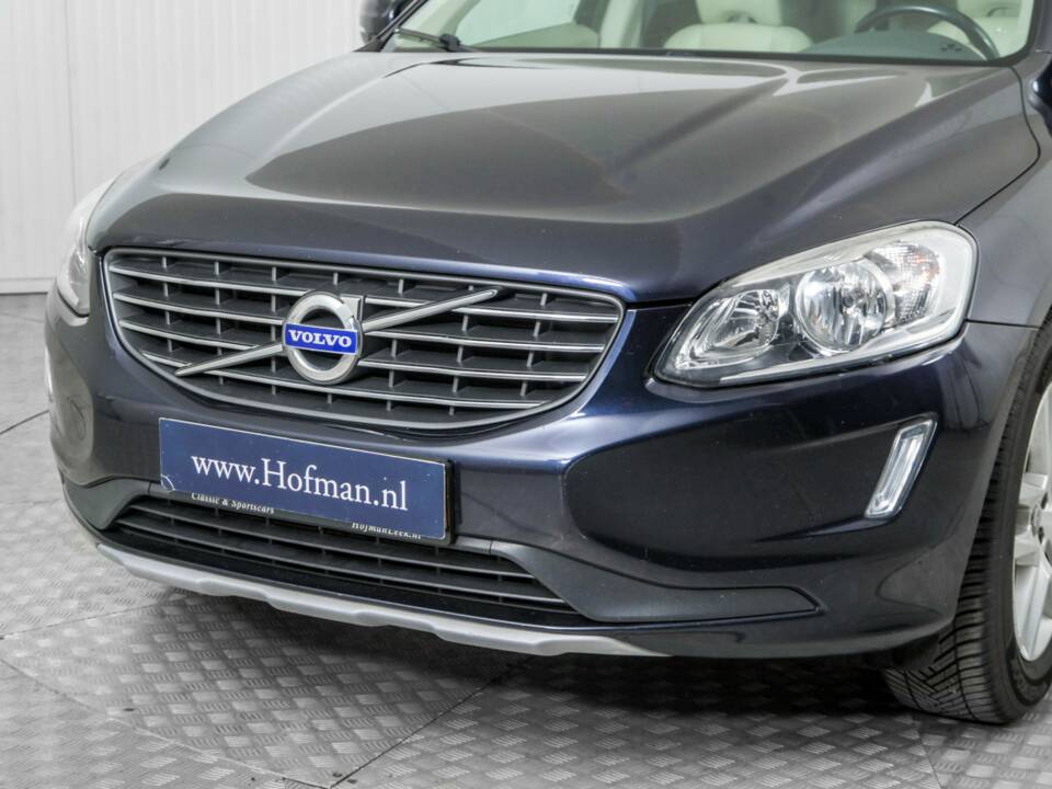 Image 17/50 de Volvo XC60 D3 (2017)