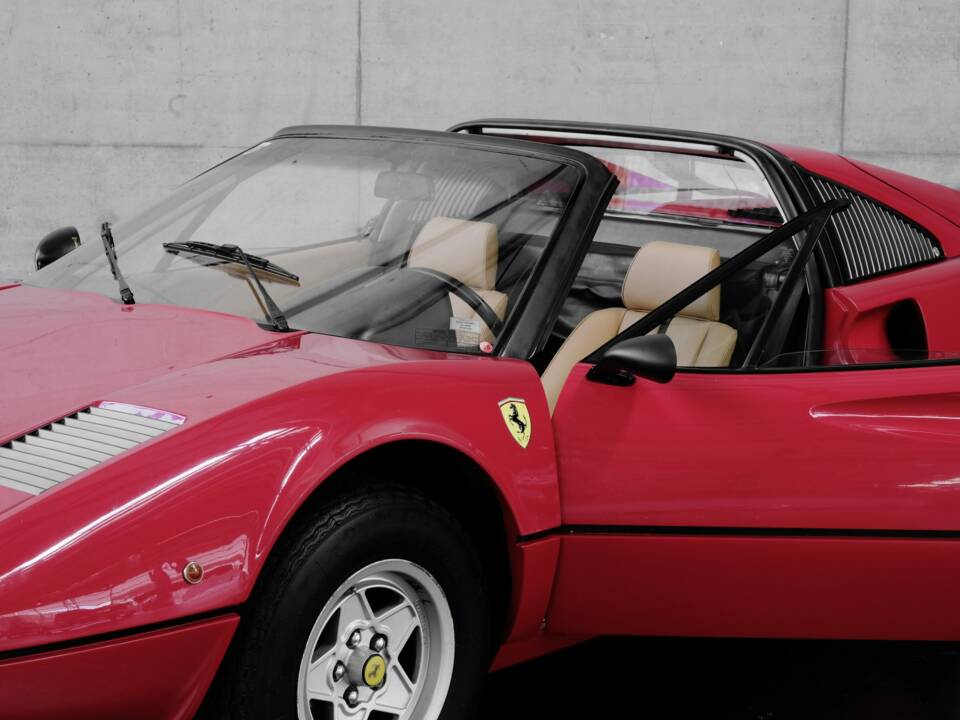 Bild 44/50 von Ferrari 308 GTS (1979)