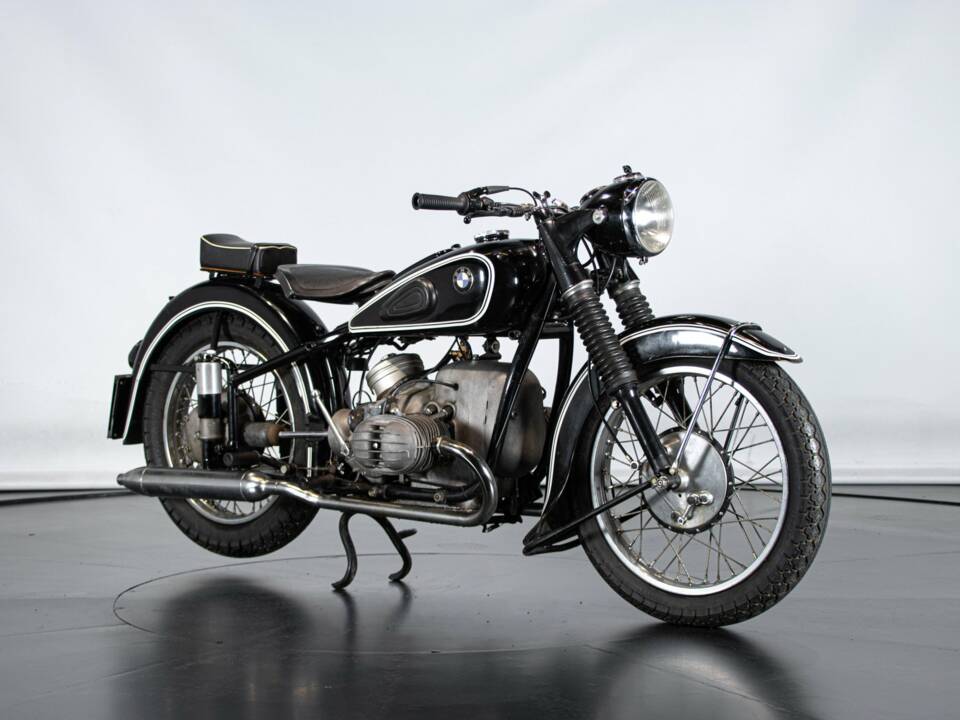 Image 4/50 of BMW R 51 (1954)