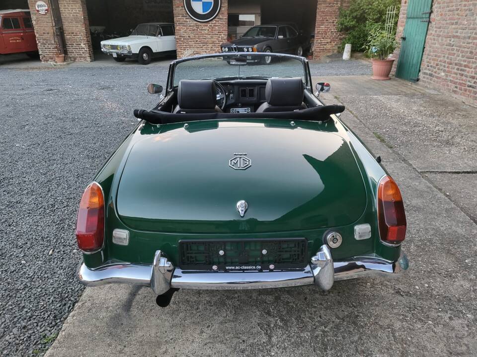 Image 10/58 of MG MGB (1971)