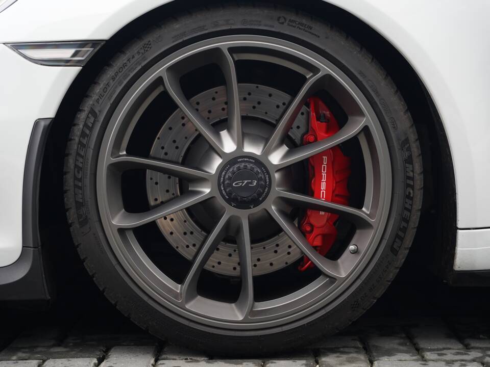 Bild 44/50 von Porsche 911 GT3 (2015)