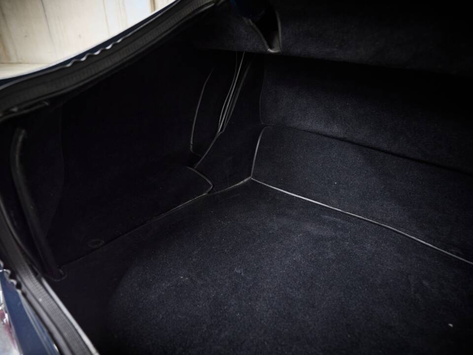 Afbeelding 38/60 van Aston Martin DB 6 (1968)