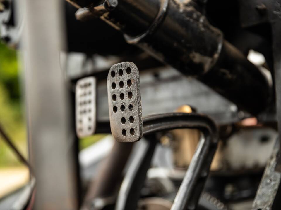 Image 18/21 of Bentley 4 1&#x2F;2 Litre (1928)