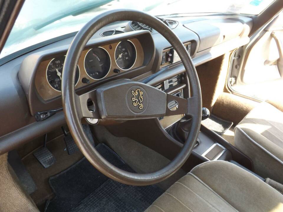 Imagen 21/50 de Peugeot 504 Coupé (1981)