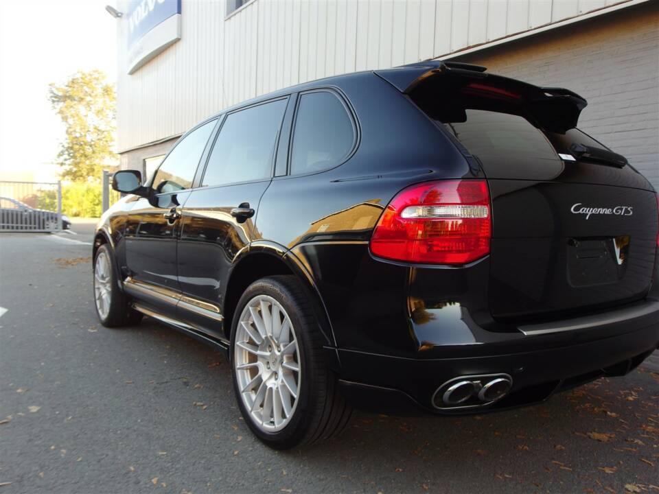 Image 33/100 of Porsche Cayenne GTS (2009)