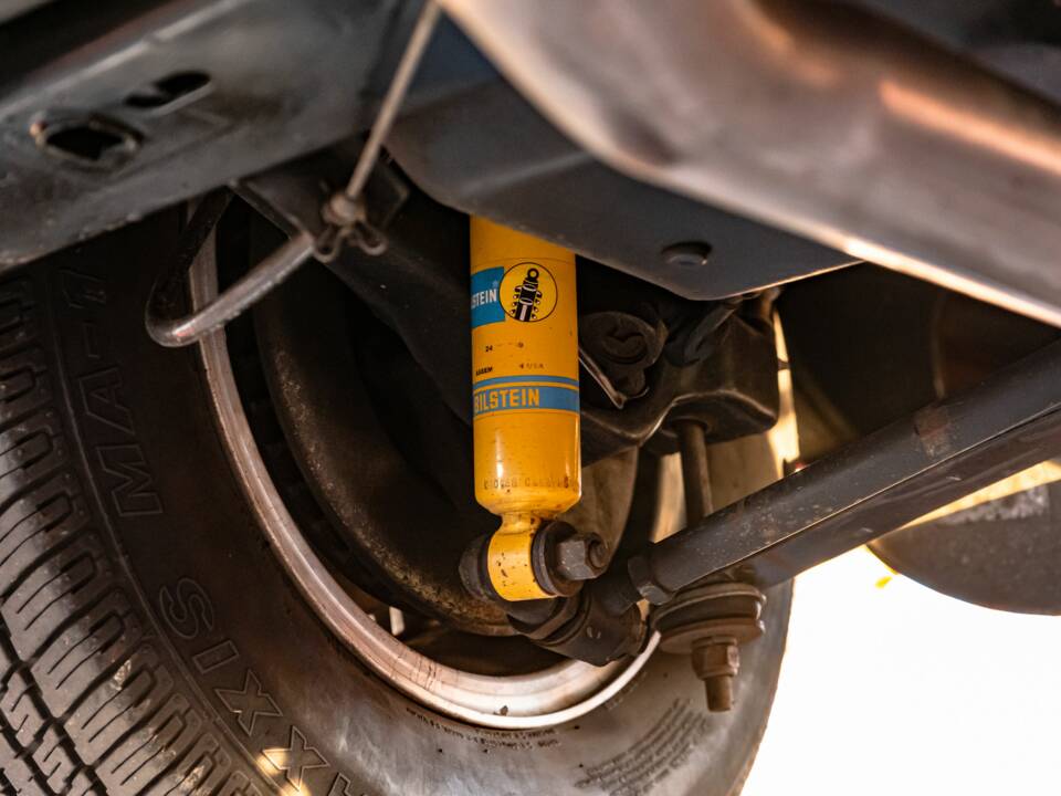 Image 61/64 of Chevrolet Corvette Sting Ray Convertible (1964)