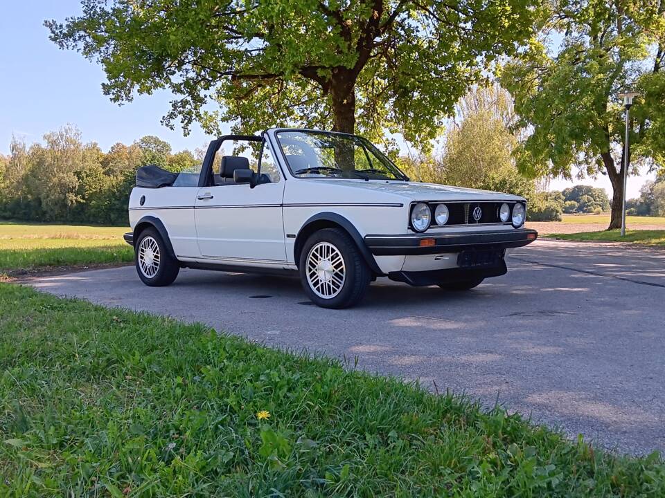 Bild 21/55 von Volkswagen Golf I Cabrio 1.8 (1985)