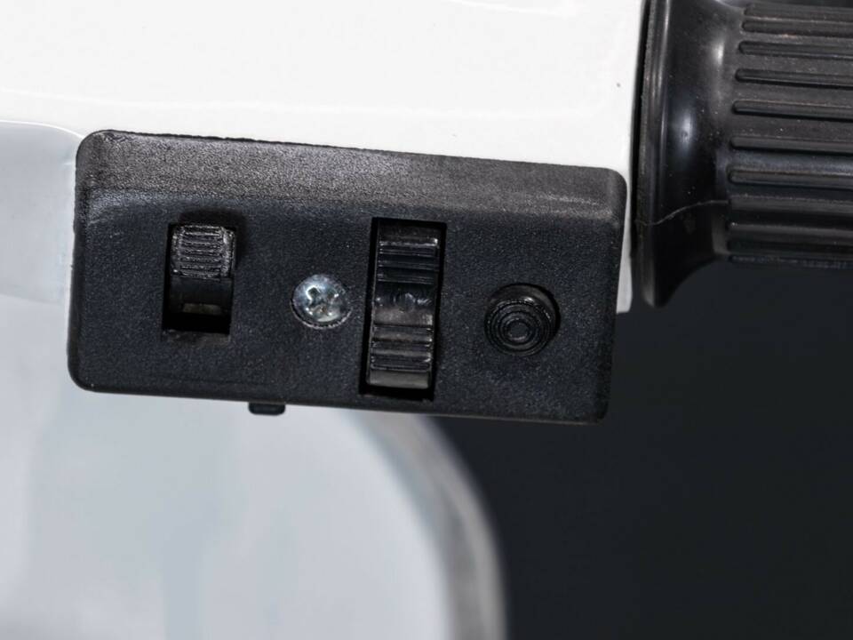 Image 37/50 of Piaggio DUMMY (1978)