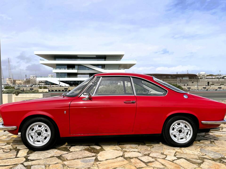 Image 2/58 of SIMCA 1200 S (1968)