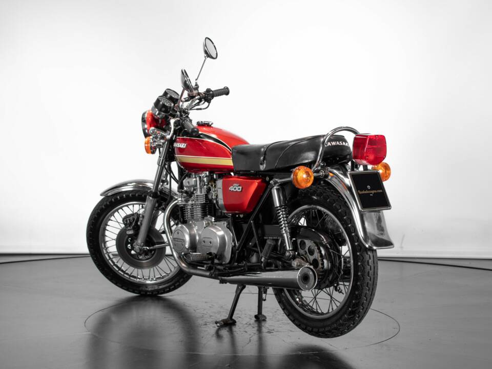 Bild 2/40 von Kawasaki Z 400 (1975)