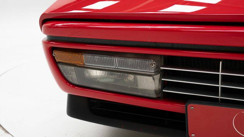 Image 14/15 of Ferrari 328 GTB (1987)