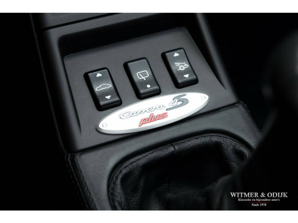 Bild 19/29 von Porsche 911 Carrera 4S (1998)