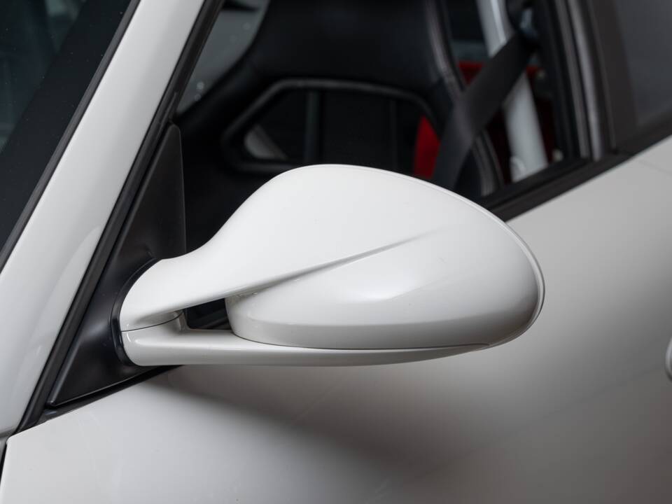 Imagen 18/46 de Porsche 911 Carrera GTS (2011)