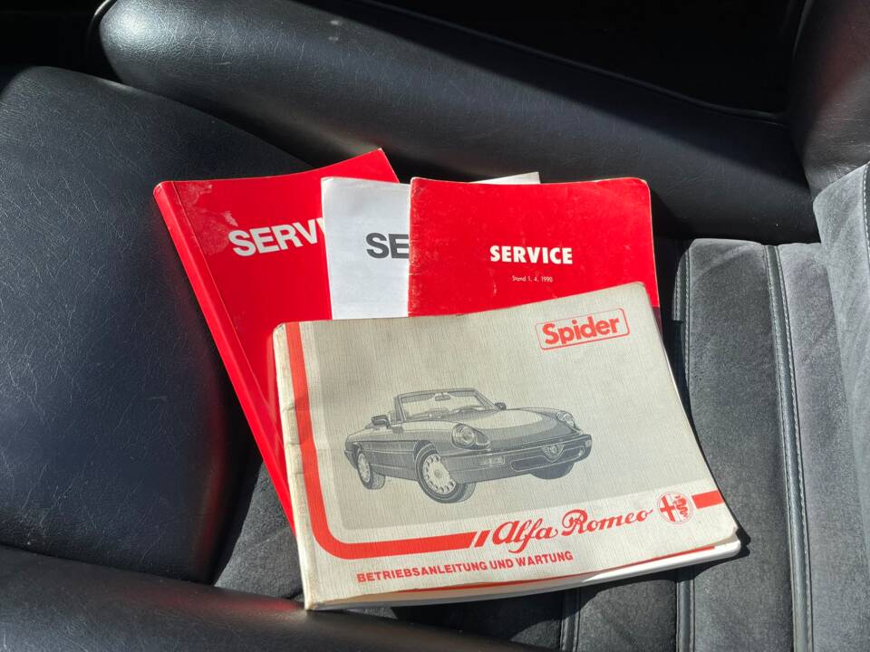 Image 20/21 of Alfa Romeo 2.0 Spider (1993)