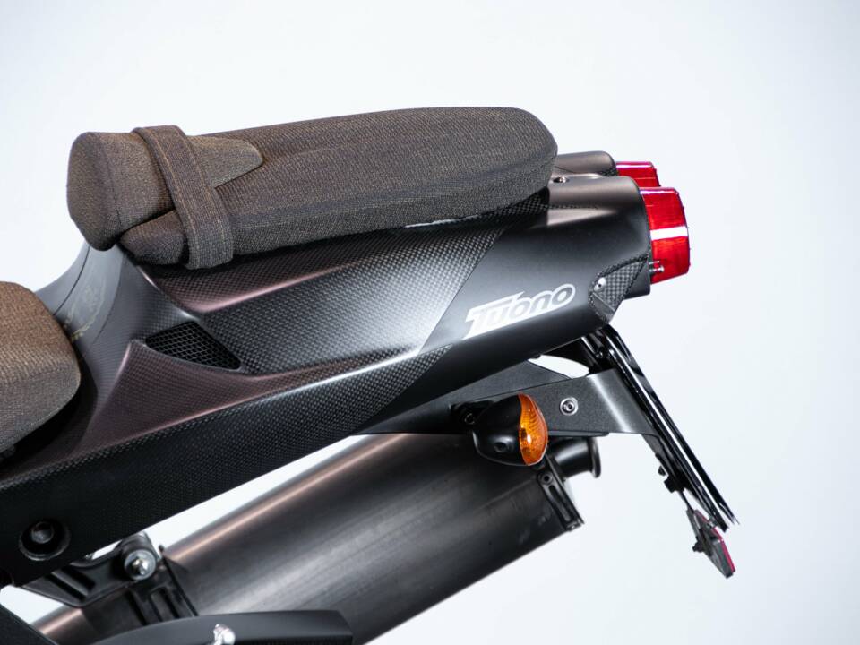 Bild 13/50 von Aprilia DUMMY (2002)