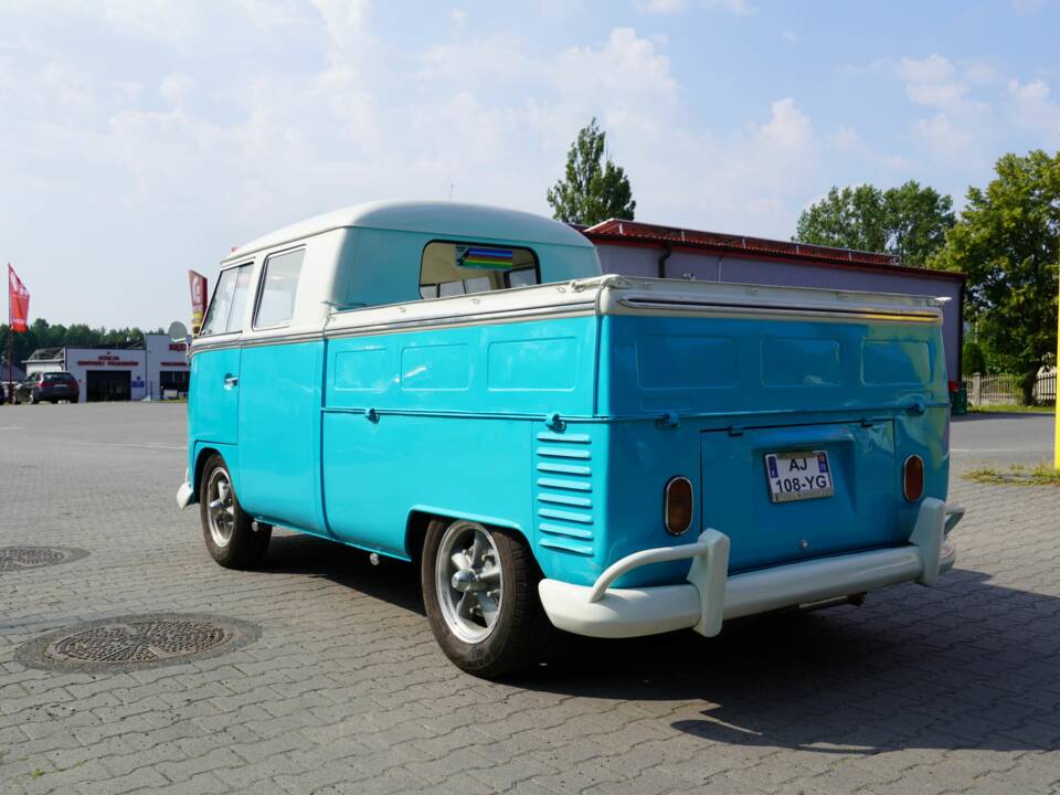 Image 4/10 of Volkswagen T1 pickup (1962)