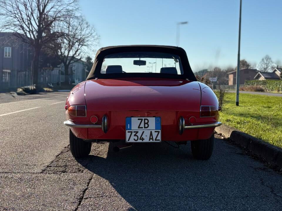 Bild 5/18 von Alfa Romeo 1750 Spider Veloce (1970)