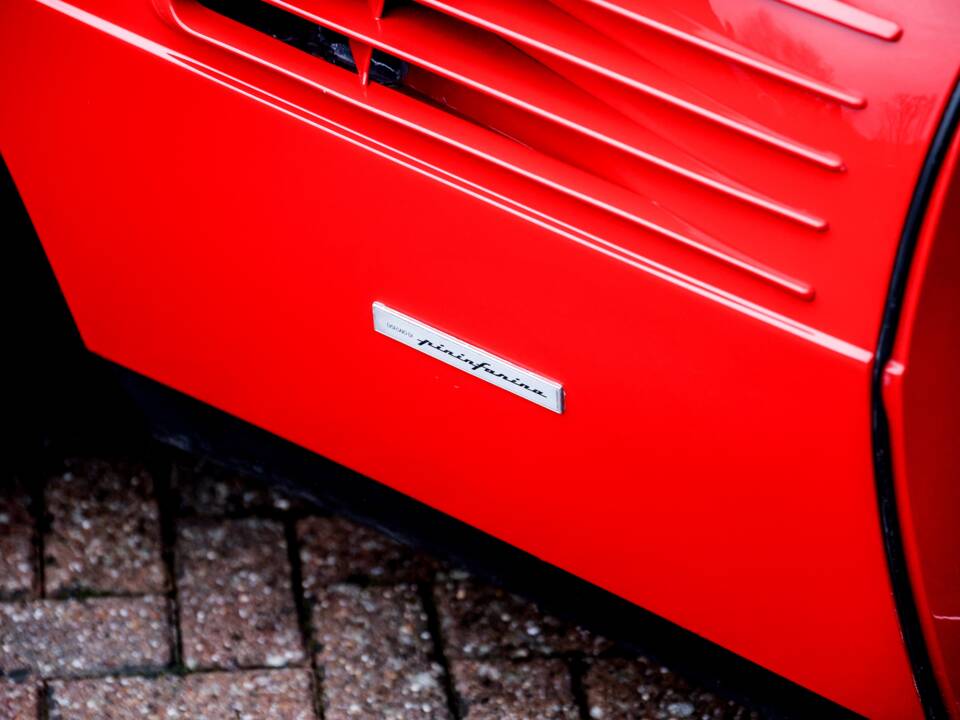 Image 23/42 of Ferrari Mondial T (1990)