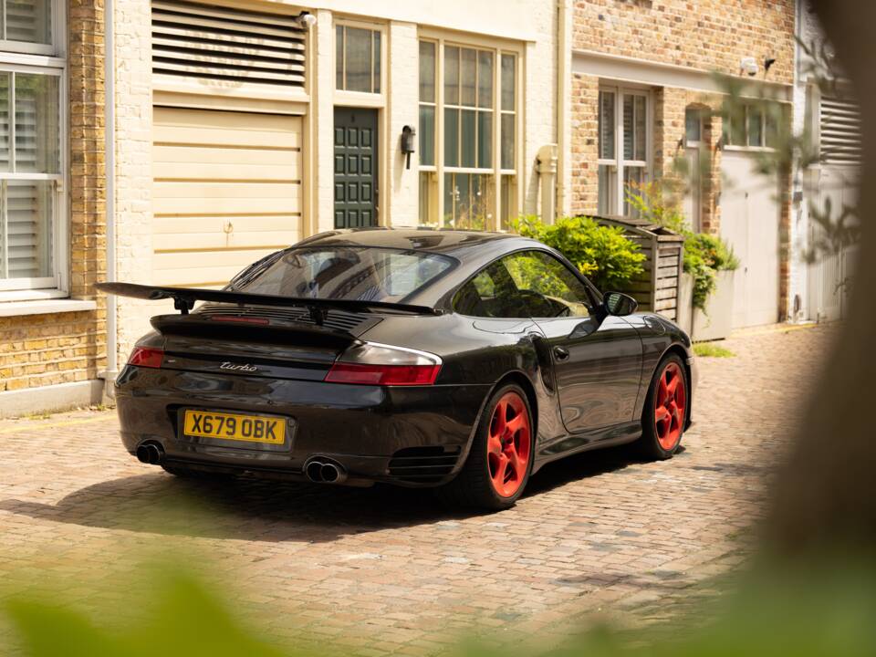 Bild 26/27 von Porsche 911 Turbo (2001)