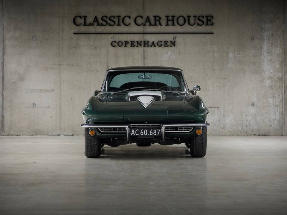 Image 17/78 of Chevrolet Corvette Stingray 427 (1967)