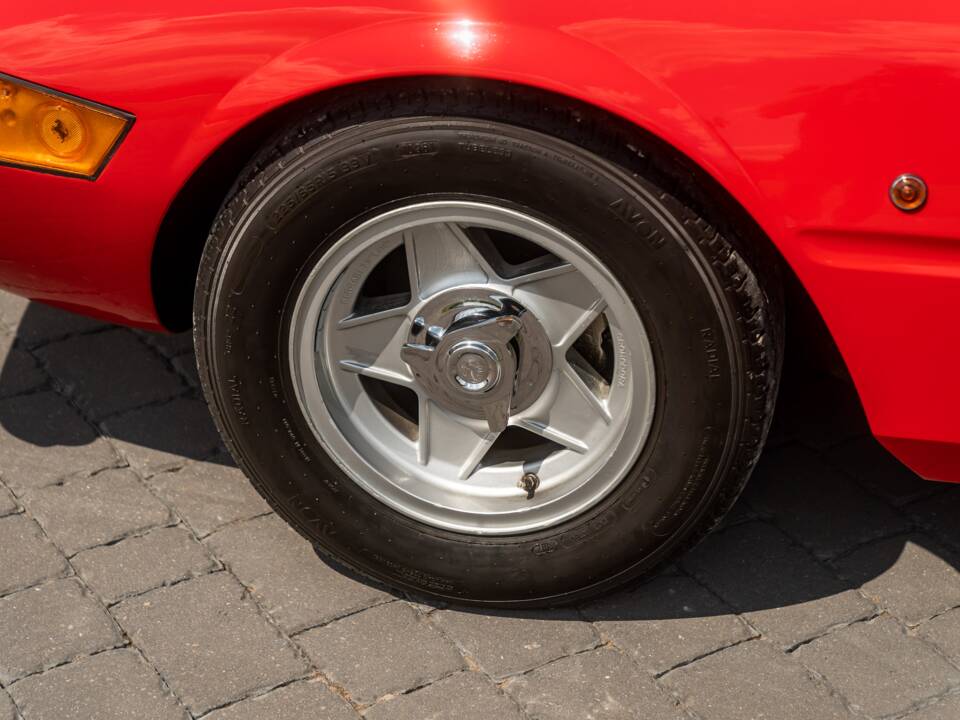 Bild 23/79 von Ferrari 365 GTB/4 Daytona (1969)