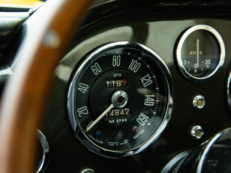 Afbeelding 14/55 van Aston Martin DB 4 Vantage (1962)