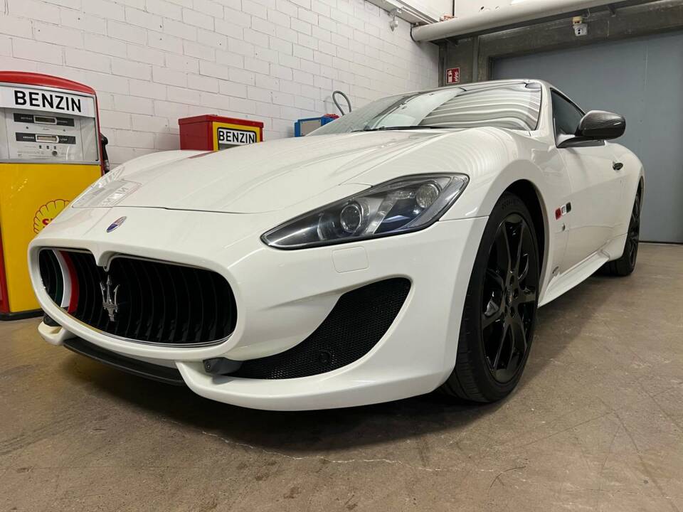 Bild 2/20 von Maserati GranTurismo Sport (2013)