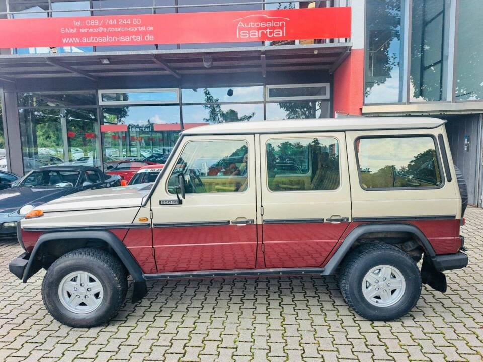 Image 1/19 of Mercedes-Benz 250 GD (lang) (1987)