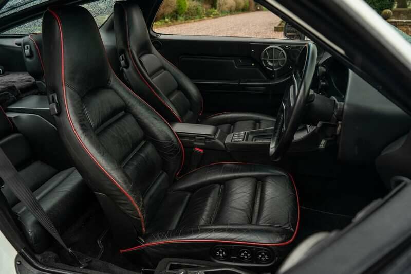 Image 21/50 of Porsche 928 S4 (1990)