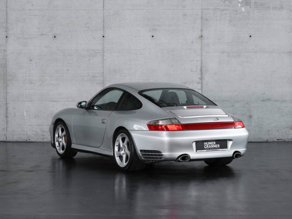 Image 5/50 of Porsche 911 Carrera 4S (2004)