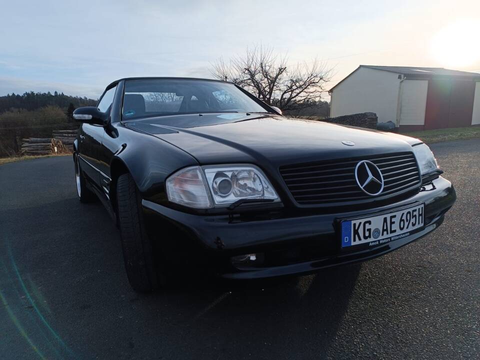 Image 2/55 of Mercedes-Benz SL 500 &quot;Special Edition&quot; (1992)