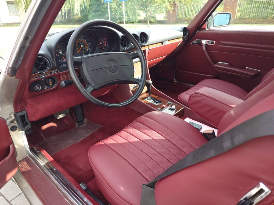 Bild 33/43 von Mercedes-Benz 560 SL (1988)