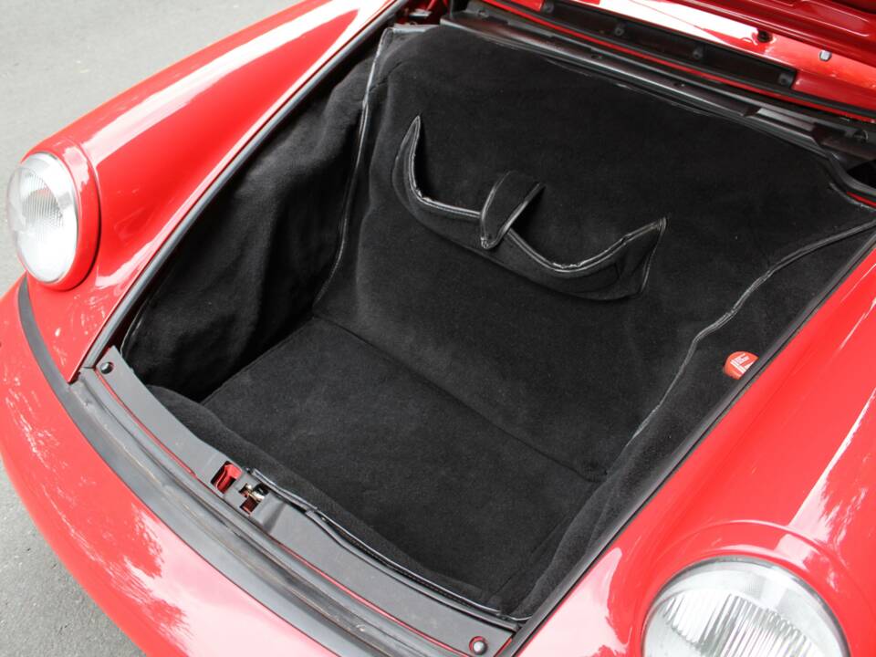 Image 15/15 of Porsche 911 Carrera 4 (1989)