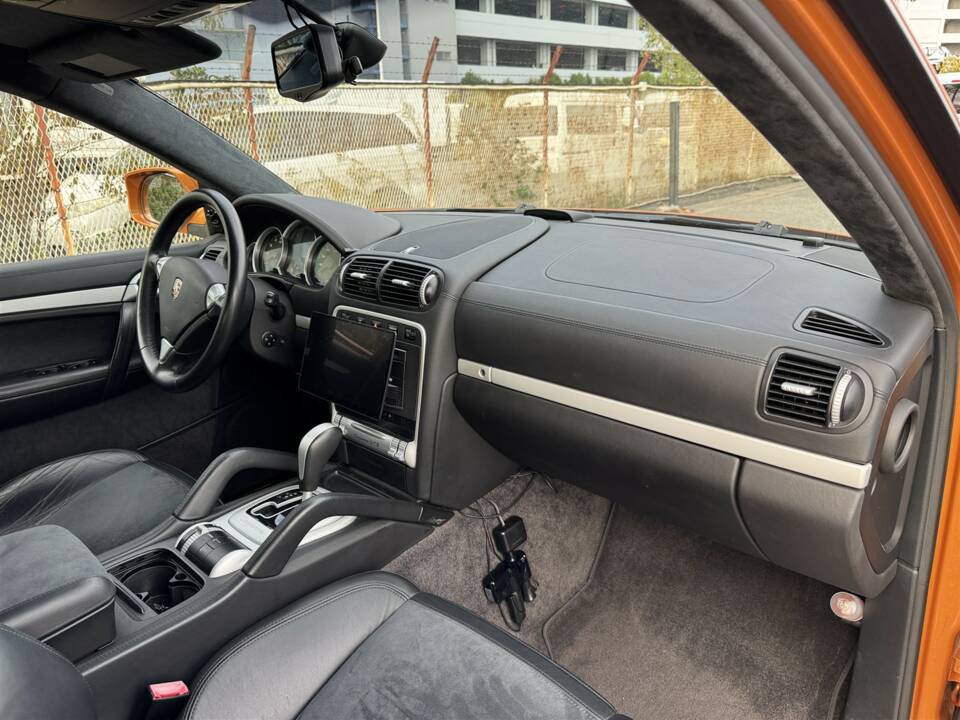 Bild 19/53 von Porsche Cayenne GTS (2008)