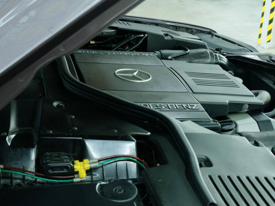 Bild 23/50 von Mercedes-Benz 400 SE (1991)